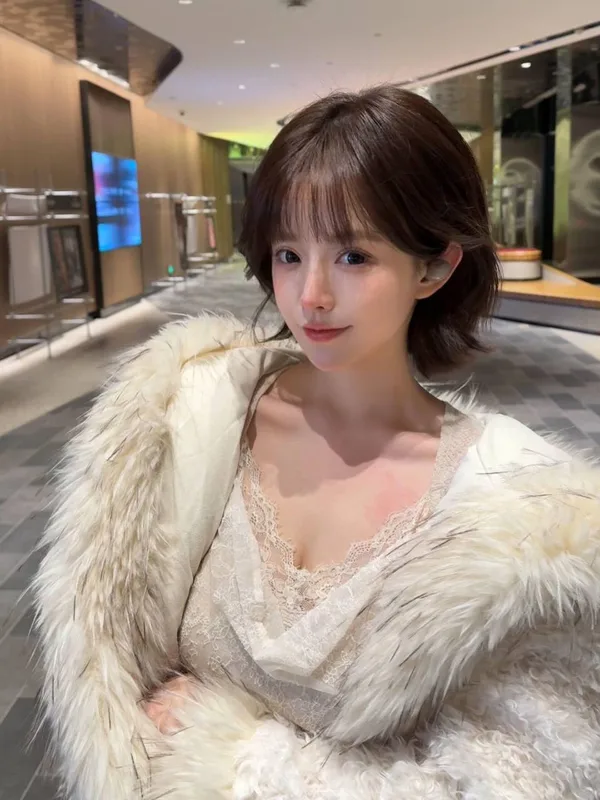 陈安彤 - 新加坡 Escort Model